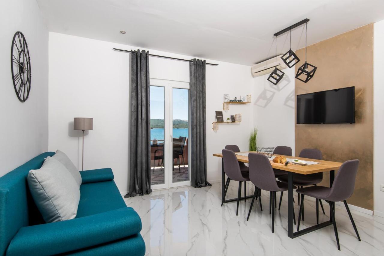 Euroholiday Apartments Туран Екстериор снимка