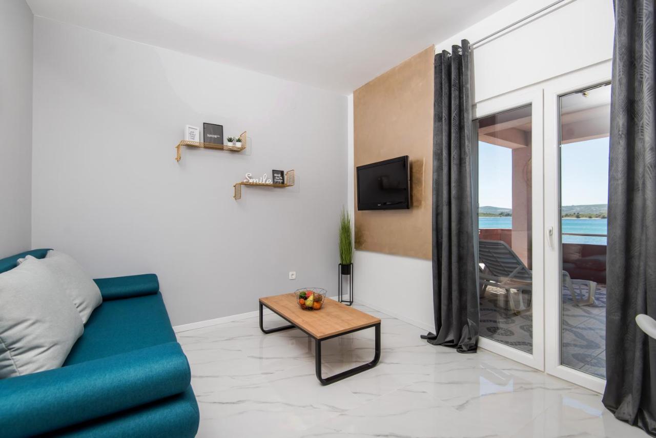 Euroholiday Apartments Туран Екстериор снимка
