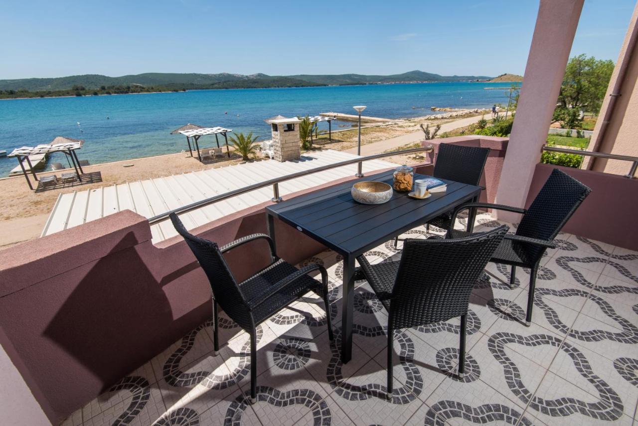 Euroholiday Apartments Туран Екстериор снимка