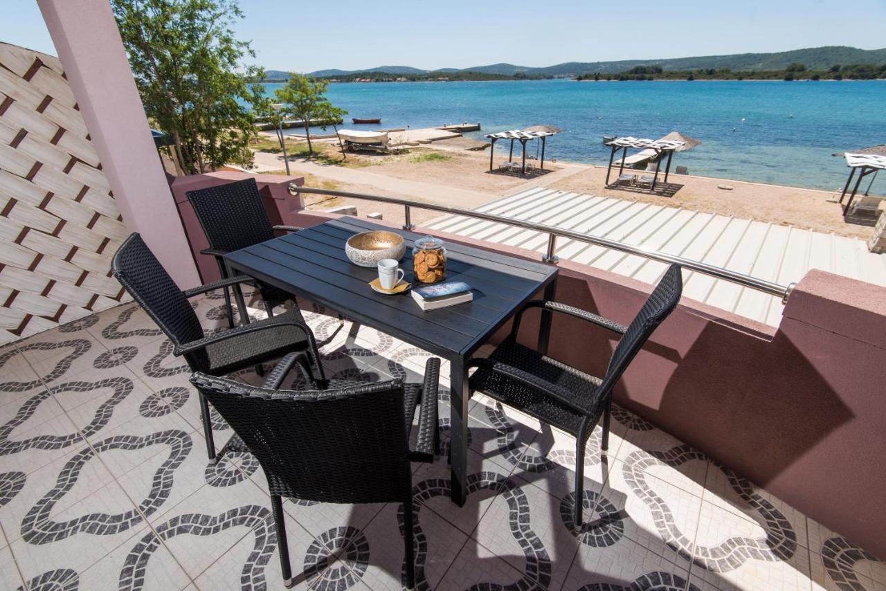 Euroholiday Apartments Туран Екстериор снимка