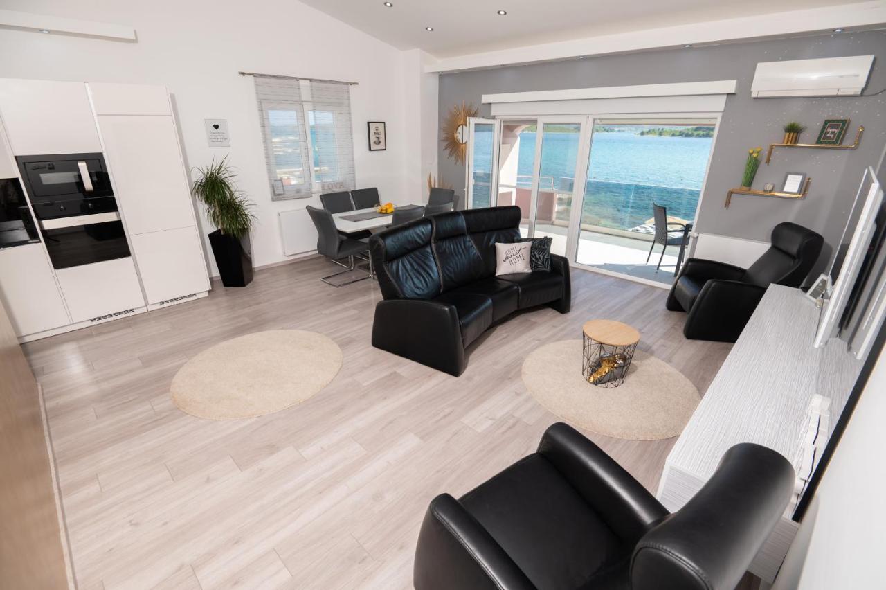 Euroholiday Apartments Туран Екстериор снимка