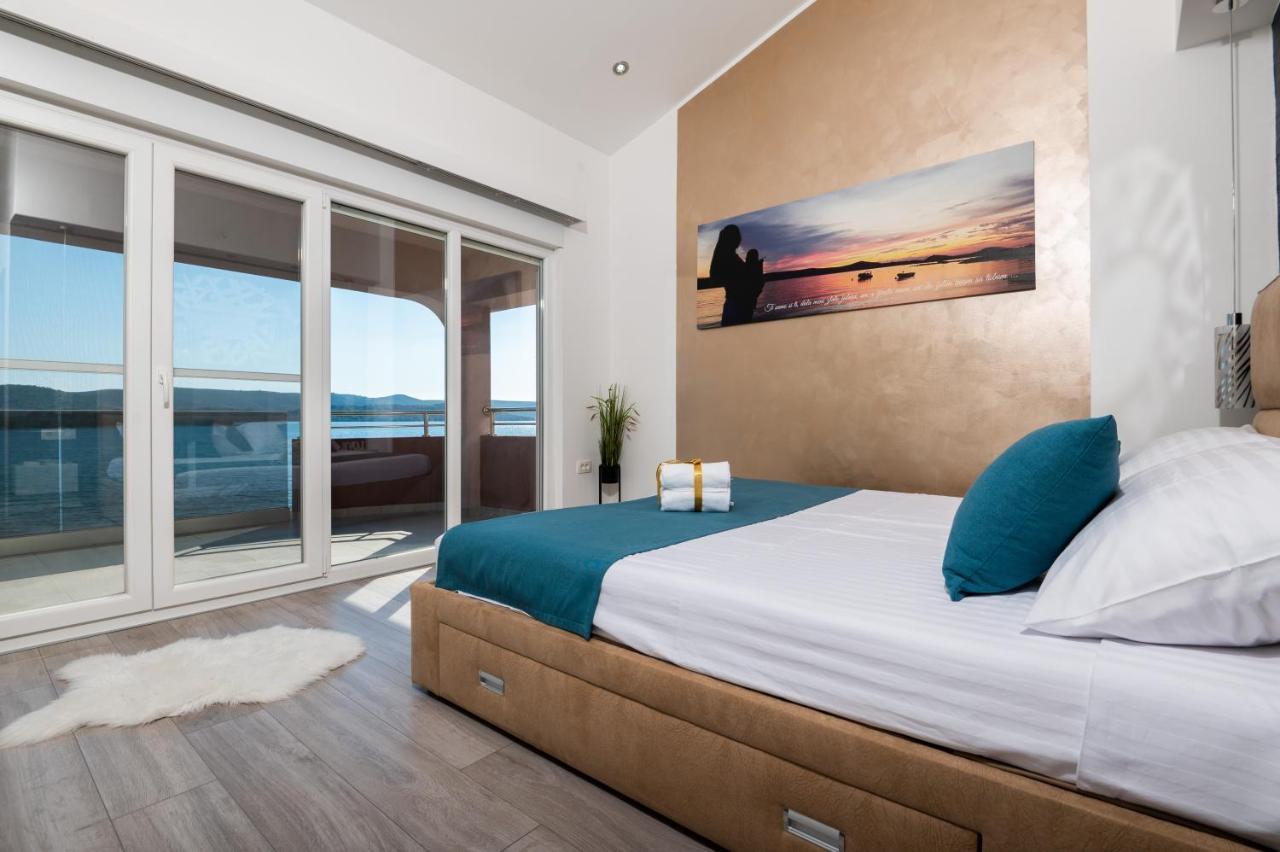 Euroholiday Apartments Туран Екстериор снимка