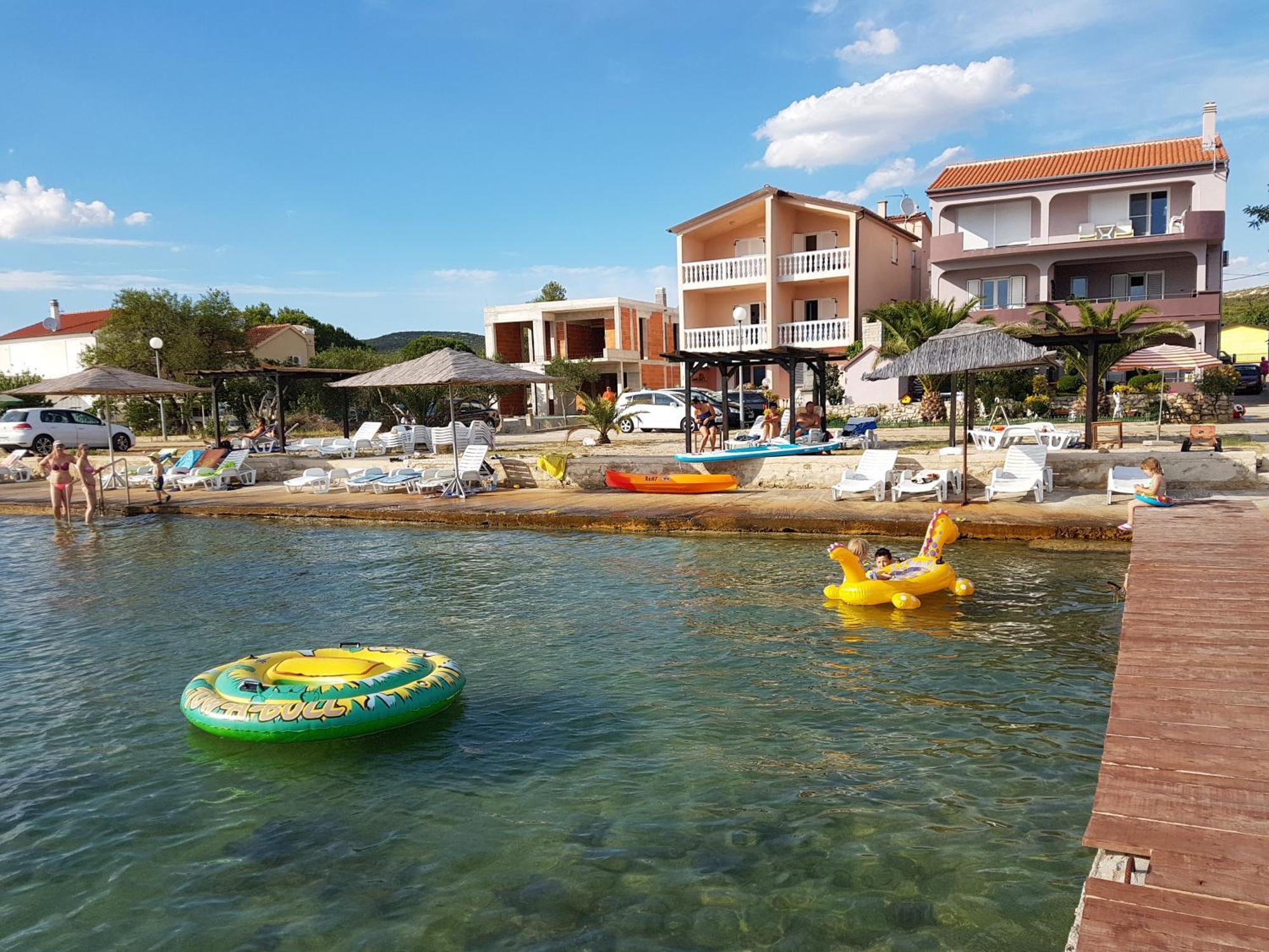 Euroholiday Apartments Туран Екстериор снимка