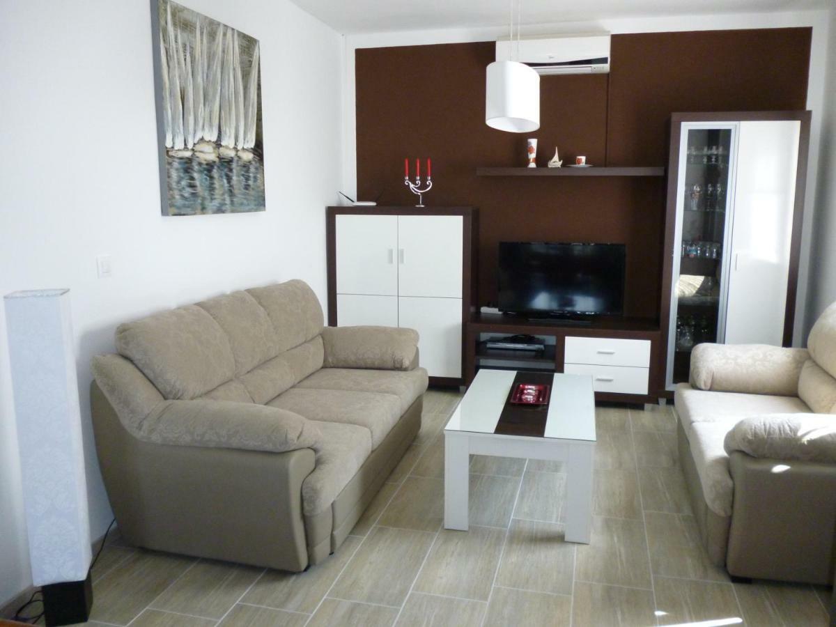 Euroholiday Apartments Туран Екстериор снимка