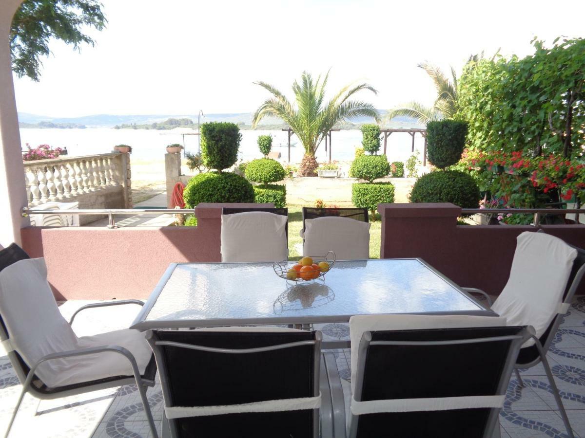 Euroholiday Apartments Туран Екстериор снимка